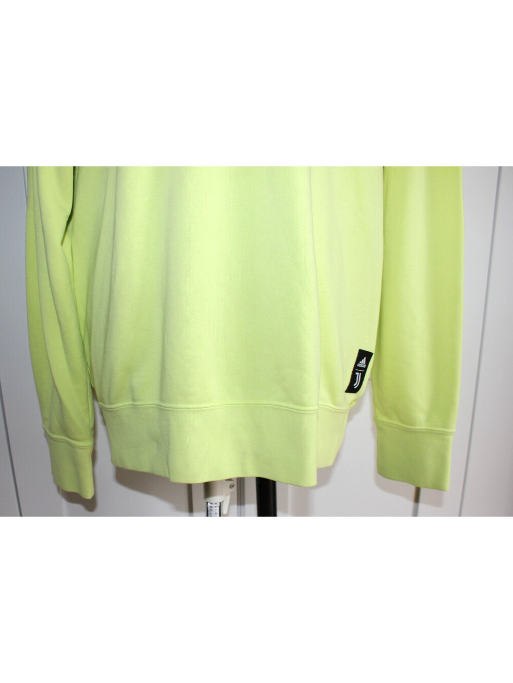adidas Juventus FC Sweatshirt Mens Large L Signal Green Crewneck Soccer Pullover - Picture 4 of 14